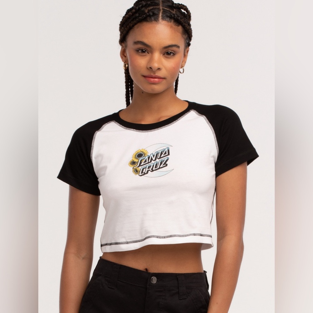 NWOT Santa Cruz - Sunflower 🌻 & Moon 🌙 Crop Tee 🤍✨
